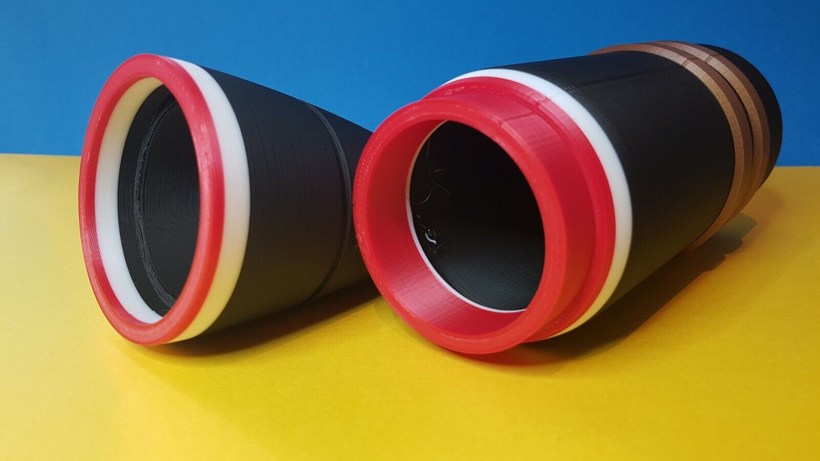 76.2mm (3inch) (APCBC) 17 pounder shell. PLASTIC REPLICA